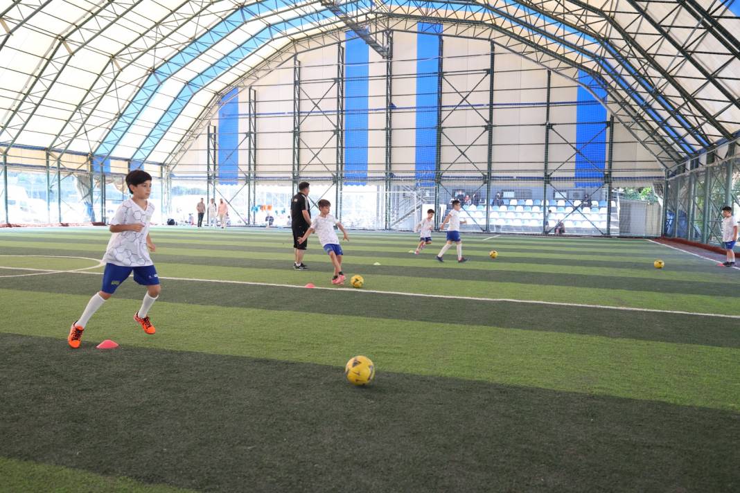 İBB Spor Okulları on binlerce çocuğu sporla buluşturuyor 1